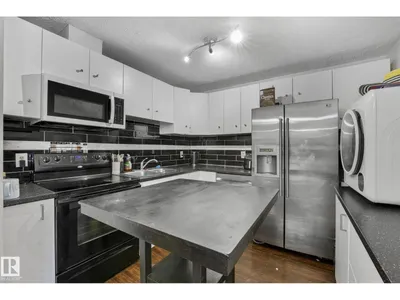 #A7 2808 116 ST NW photo 13