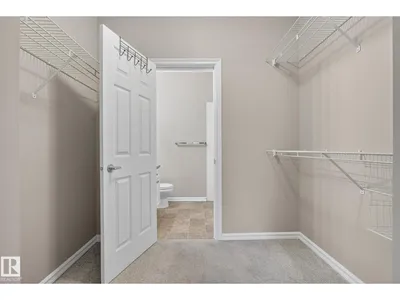 #225 226 MACEWAN RD SW photo 24