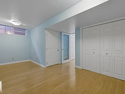 10728 71 AV NW photo 31