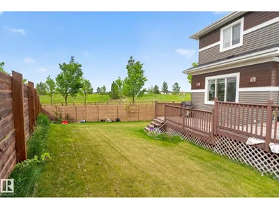 704 39 ST SW photo 34
