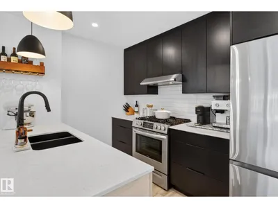 11539 86 ST NW photo 14