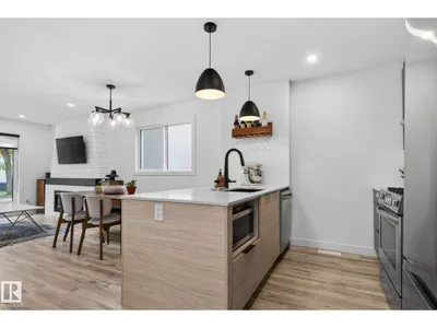 11539 86 ST NW photo 16