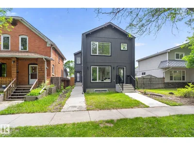 11539 86 ST NW photo 39