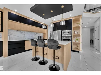 136 30 ST SW photo 18