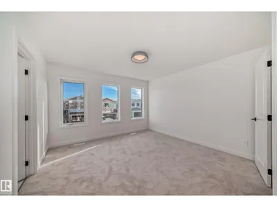 8255 Kiriak LO SW photo 11