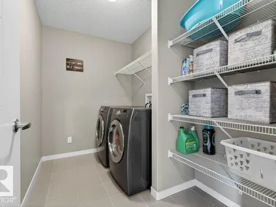 5315 20 AV SW SW photo 27
