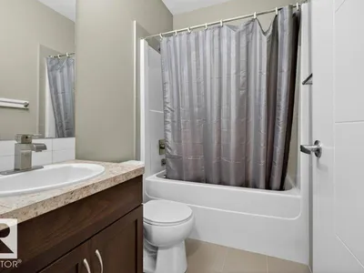 5315 20 AV SW SW photo 43
