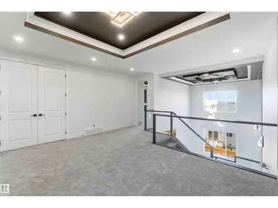 415 PINE PT photo 33