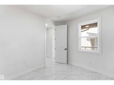415 PINE PT photo 6