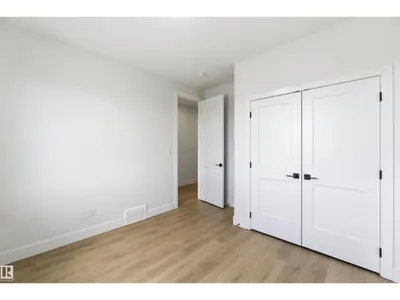 417 PINE PT photo 41