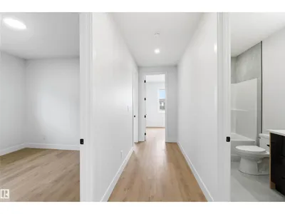 417 PINE PT photo 48