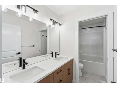 1085 CRISTALL CR SW photo 18