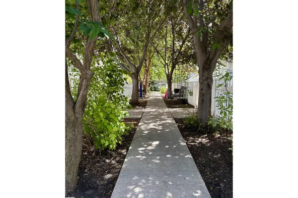 #184 1804 70 ST SW photo 3