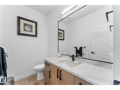 92 ELM ST photo 16