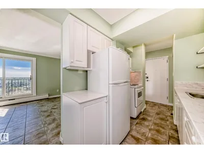 #606 8310 JASPER AV NW photo 20