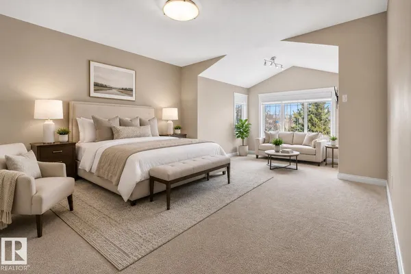 613 Stewart CR SW photo 3