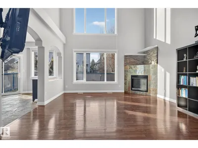 613 Stewart CR SW photo 36