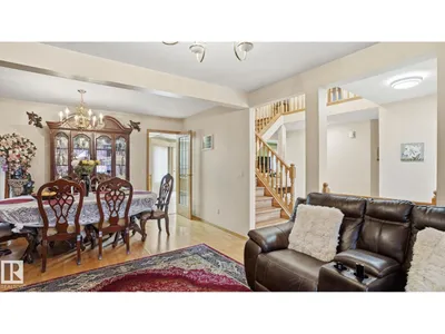 6119 156 AV NW photo 8