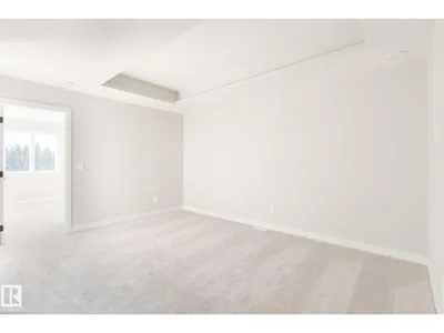 4007 207 ST NW photo 8