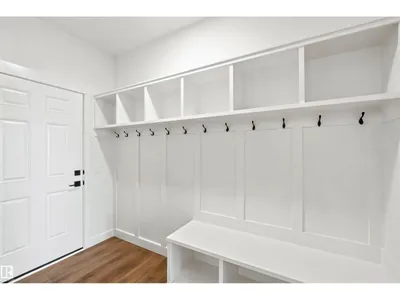 2232 5 AV SW photo 15
