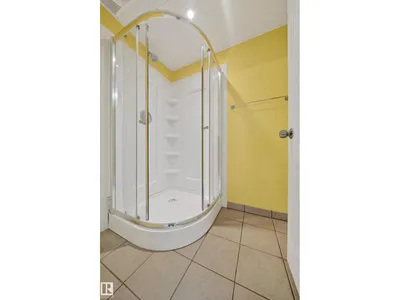 707 65 AV NW photo 50