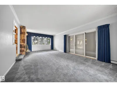 707 65 AV NW photo 17