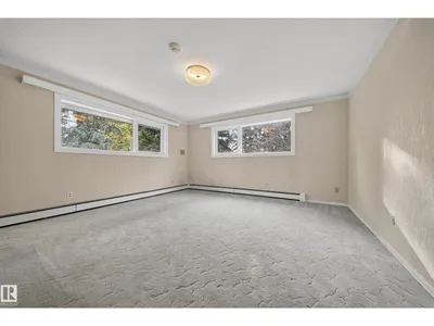 707 65 AV NW photo 30