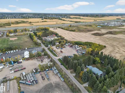 707 65 AV NW photo 62