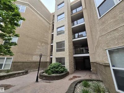 Garneau photo 4