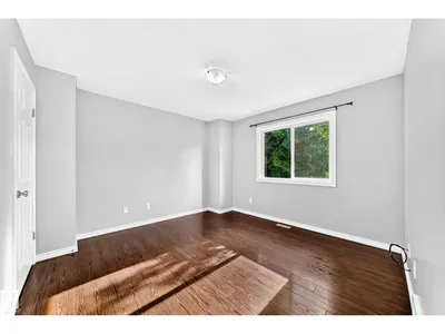 12124 122 ST NW photo 16