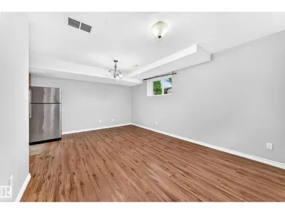 12124 122 ST NW photo 28