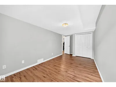 12124 122 ST NW photo 34