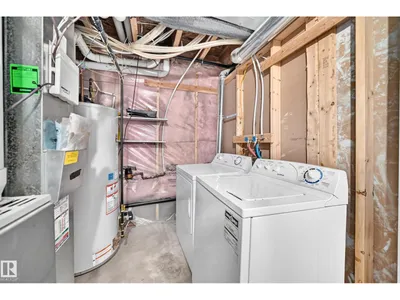 12124 122 ST NW photo 39