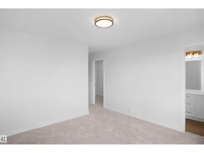 22525 83A AV NW photo 19
