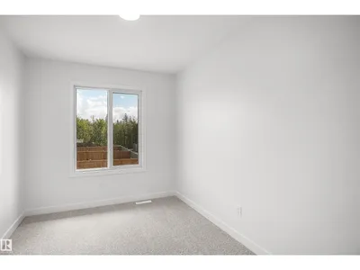 22529 83A AV NW photo 24