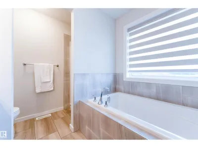 8426 228a ST NW NW photo 30