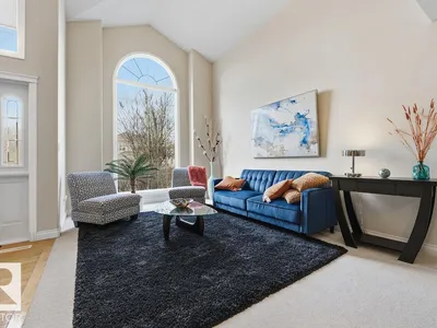 11551 14 AV NW photo 15