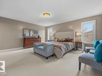 11551 14 AV NW photo 41