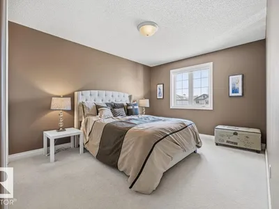 11551 14 AV NW photo 52