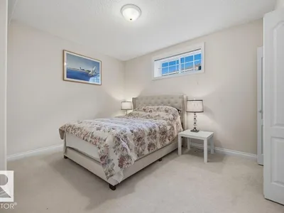 11551 14 AV NW photo 60