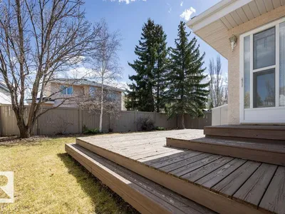 11551 14 AV NW photo 7