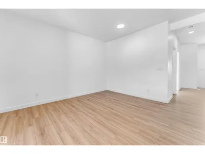 1208 14 AVE NW NW photo 17