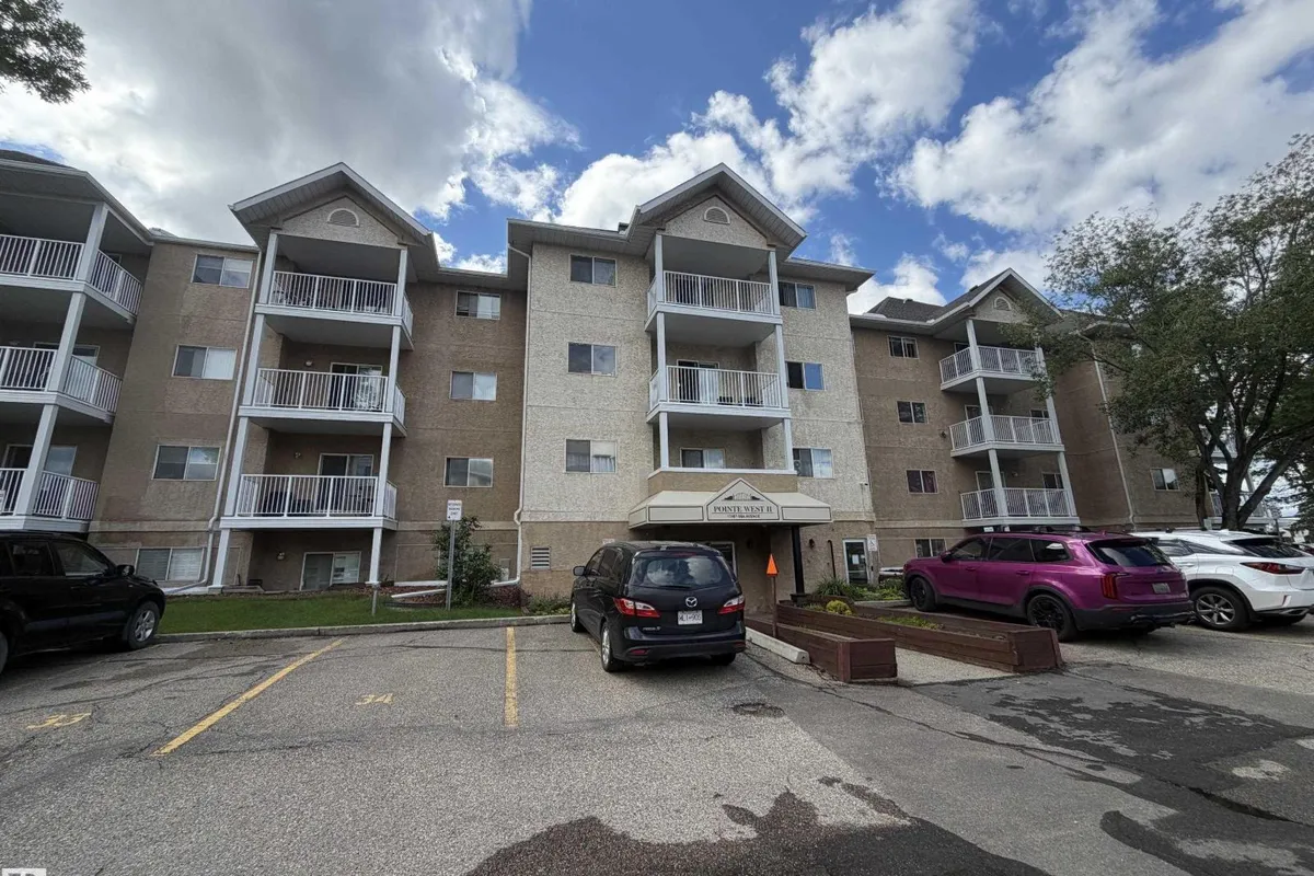 #213 17467 98A AV NW exterior