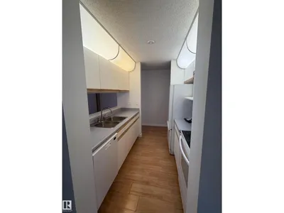 #213 17467 98A AV NW photo 6