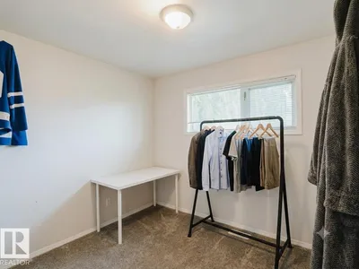 7515 130 AV NW photo 9