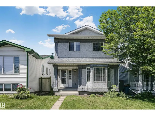 1612 80A ST NW, Edmonton