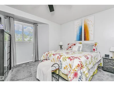 1612 80A ST NW photo 21