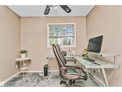 1612 80A ST NW photo 31