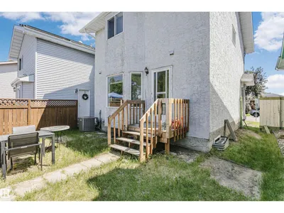 1612 80A ST NW photo 42