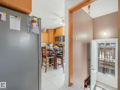 10527 134A AV NW photo 12